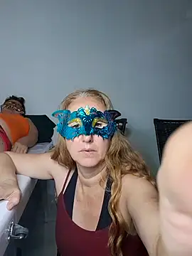 Snapshot of MILEIDE980 chatting on 13, 9, 2025 MILEIDE980 online show from 13, 9, 2025