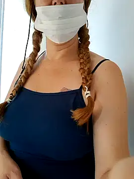 Snapshot of MILEIDE980 chatting on 17, 9, 2025 MILEIDE980 online show from 17, 9, 2025