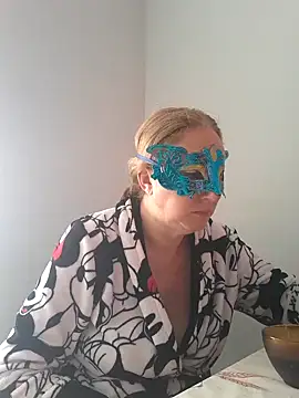 Snapshot of MILEIDE980 chatting on 26, 9, 2025 MILEIDE980 online show from 26, 9, 2025