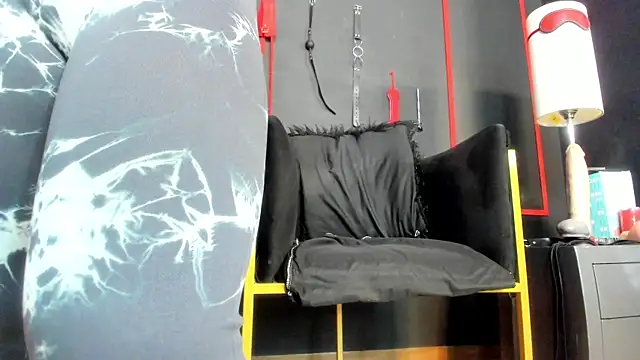 Snapshot of CharlotteScotte chatting on 9, 1, 2026 CharlotteScotte online show from 9, 1, 2026