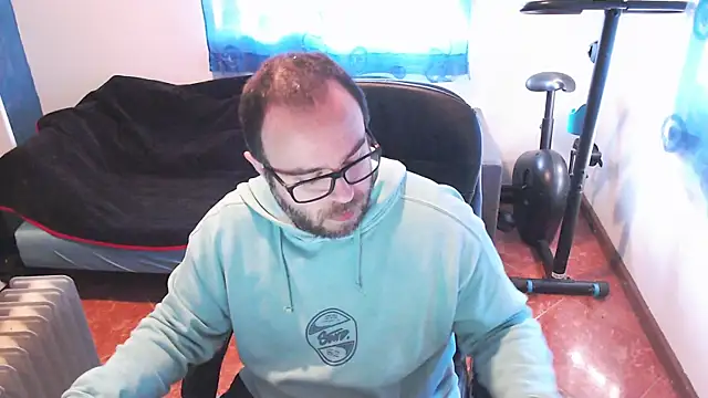 ravingr4d4 online show from 12, 2, 2025