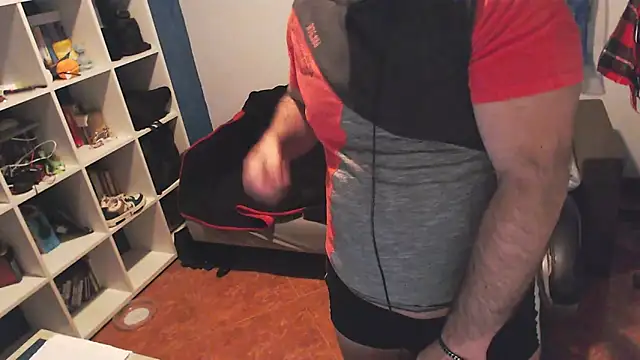 ravingr4d4 online show from 22, 2, 2025