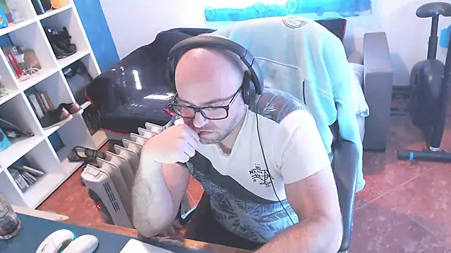 ravingr4d4 online show from 25, 2, 2025