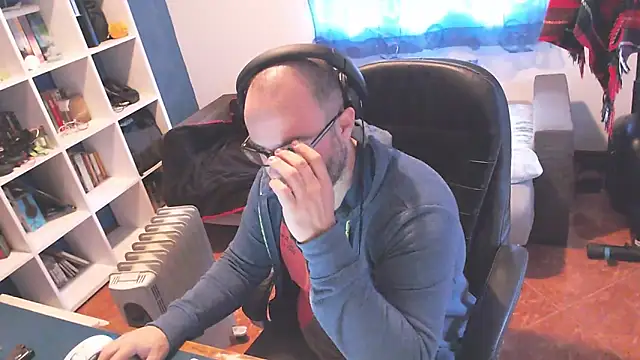 ravingr4d4 online show from 6, 3, 2025