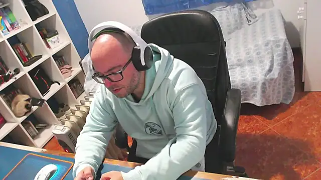 ravingr4d4 online show from 31, 1, 2026