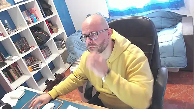 ravingr4d4 online show from 4, 3, 2026