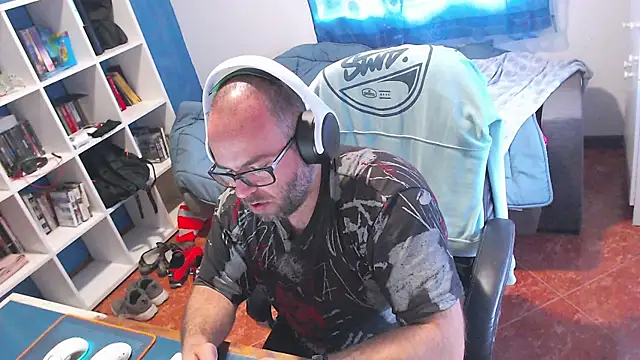 ravingr4d4 online show from 12, 5, 2026