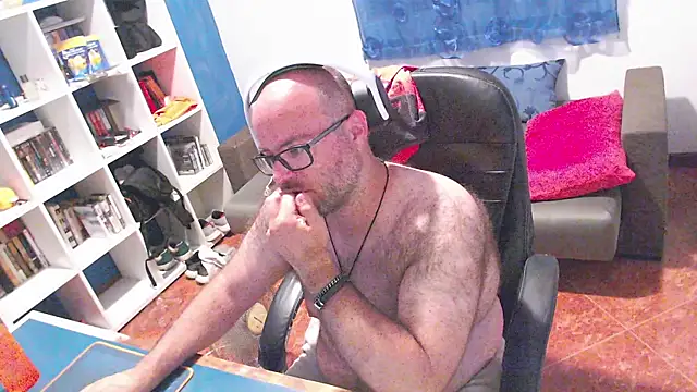 ravingr4d4 online show from 21, 6, 2026