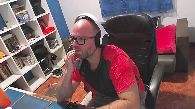 ravingr4d4 online show from 22, 6, 2026