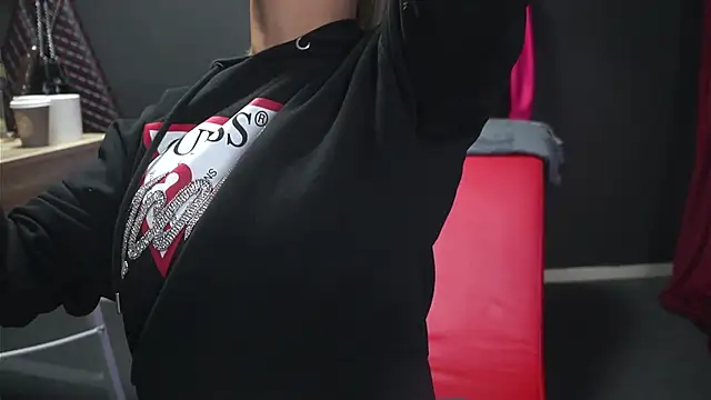 CelineConner online show from 22, 9, 2025