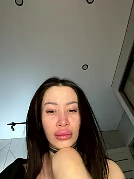 Snapshot of Yunasi chatting on 6, 12, 2024 Yunasi online show from 6, 12, 2024