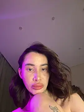 Snapshot of Yunasi chatting on 20, 10, 2025 Yunasi online show from 20, 10, 2025