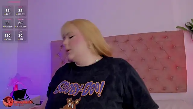 Snapshot of sophiarossee_ chatting on 16, 2, 2026 sophiarossee online show from 16, 2, 2026