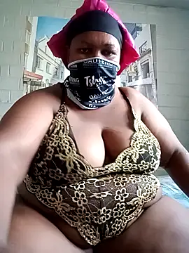 Snapshot of darkynsexyy chatting on 2, 12, 2025 darkynsexyy online show from 2, 12, 2025