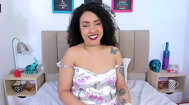 Zoe Gruber online show from 17, 3, 2025