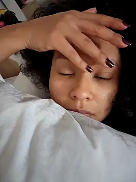 Zoe Gruber online show from 3, 10, 2025