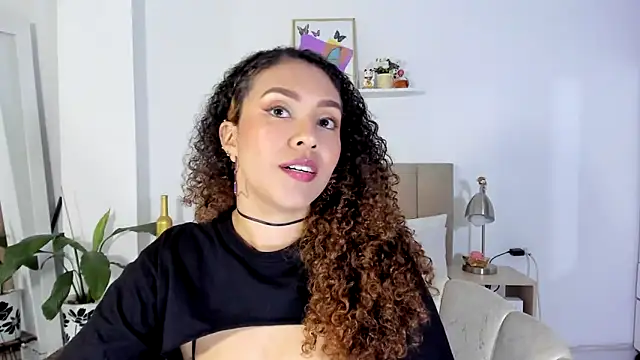 Snapshot of Zoe_Gruber chatting on 5, 2, 2026 Zoe Gruber online show from 5, 2, 2026