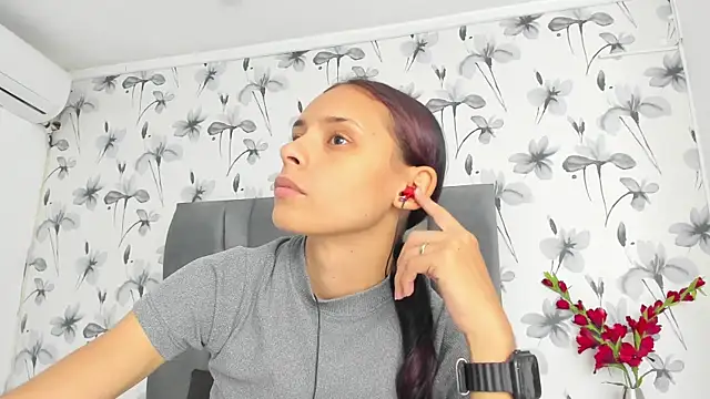 Ehotloveaxxx online show from 4, 10, 2025