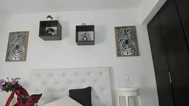 Ehotloveaxxx online show from 17, 1, 2026