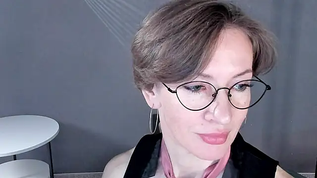 Dorothy Meyer online show from 13, 5, 2026