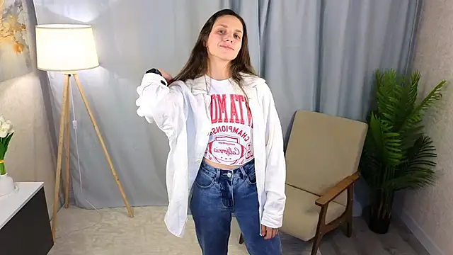 Snapshot of JaniceHanson chatting on 24, 11, 2025 JaniceHanson online show from 24, 11, 2025