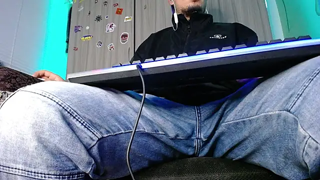 Snapshot of zacwatson_ chatting on 4, 12, 2024 zacwatson  online show from 4, 12, 2024