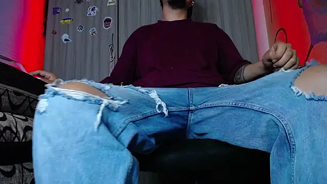 Snapshot of zacwatson_ chatting on 30, 12, 2024 zacwatson  online show from 30, 12, 2024