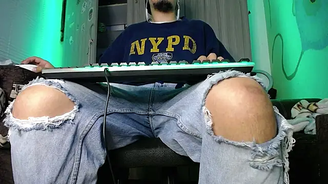 Snapshot of zacwatson_ chatting on 11, 2, 2025 zacwatson  online show from 11, 2, 2025