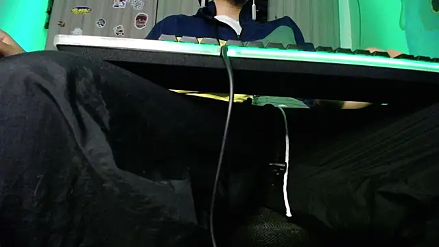 Snapshot of zacwatson_ chatting on 12, 2, 2025 zacwatson  online show from 12, 2, 2025