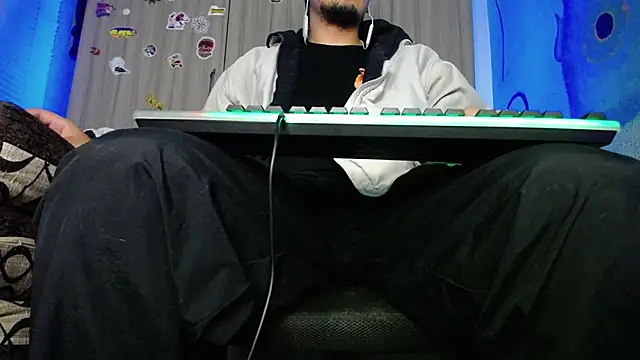 Snapshot of zacwatson_ chatting on 15, 2, 2025 zacwatson  online show from 15, 2, 2025