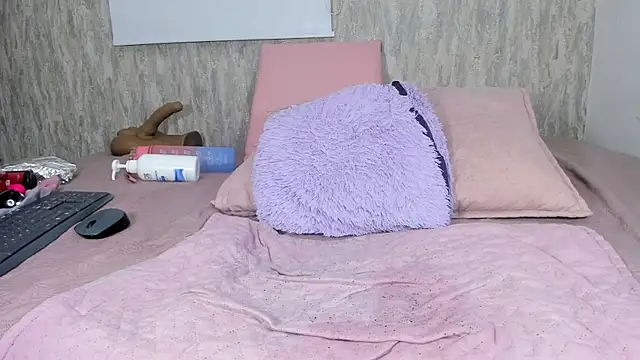 violett lo online show from 28, 12, 2024