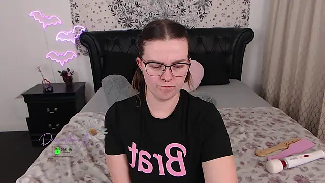 DaisieMaeXO online show from 7, 11, 2025