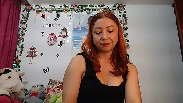 Snapshot of malusexy33 chatting on 28, 12, 2024 malusexy33 online show from 28, 12, 2024