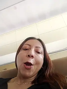 malusexy33 online show from 4, 10, 2025