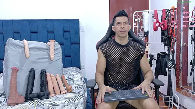 Snapshot of JoseRumbero26 chatting on 1, 2, 2026 JoseRumbero26 online show from 1, 2, 2026