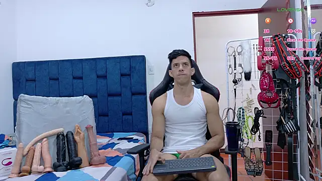 Snapshot of JoseRumbero26 chatting on 7, 2, 2026 JoseRumbero26 online show from 7, 2, 2026