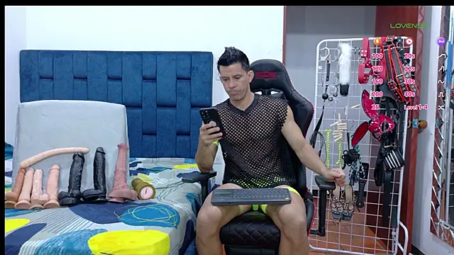 Snapshot of JoseRumbero26 chatting on 13, 2, 2026 JoseRumbero26 online show from 13, 2, 2026