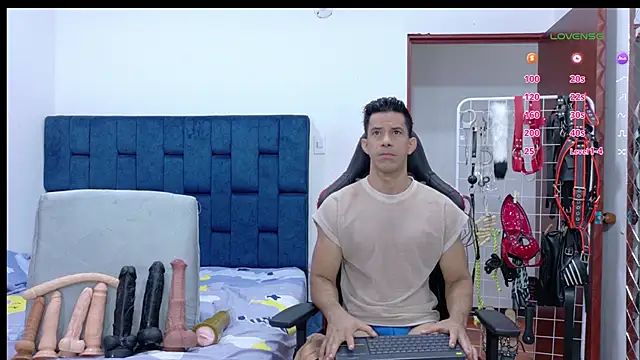 Snapshot of JoseRumbero26 chatting on 20, 2, 2026 JoseRumbero26 online show from 20, 2, 2026