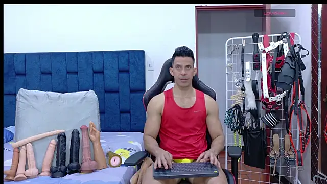 JoseRumbero26 online show from 7, 5, 2026