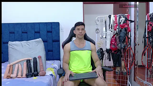 JoseRumbero26 online show from 11, 5, 2026