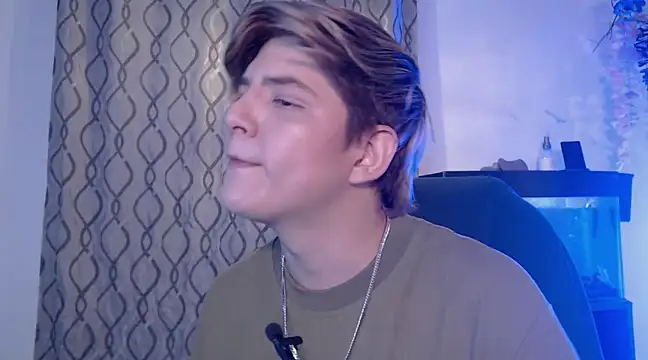 Snapshot of jnick_21 chatting on 4, 2, 2025 jnick 21 online show from 4, 2, 2025