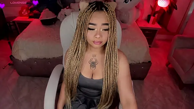 Snapshot of conny__curly chatting on 14, 3, 2025 conny curly online show from 14, 3, 2025