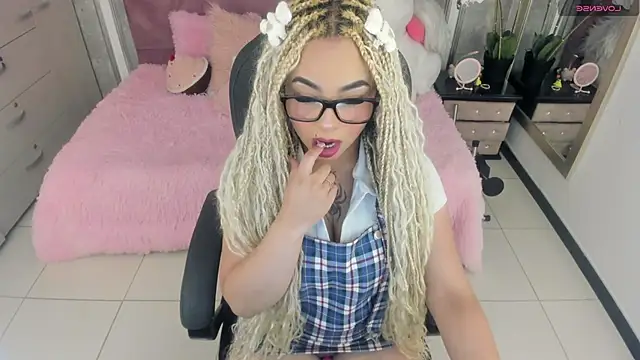 Snapshot of conny__curly chatting on 9, 1, 2026 conny curly online show from 9, 1, 2026