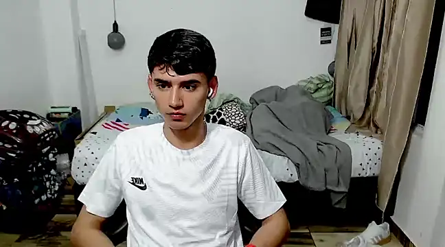 Snapshot of juan_stiven chatting on 23, 2, 2025 juan stiven online show from 23, 2, 2025