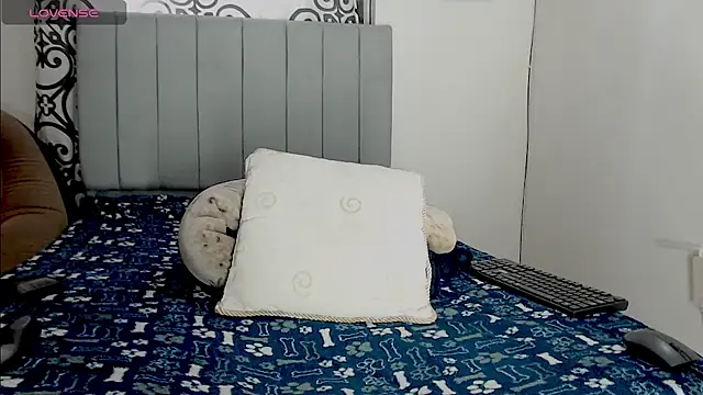 Snapshot of juan_stiven chatting on 29, 10, 2025 juan stiven online show from 29, 10, 2025