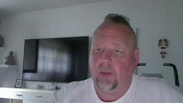 Snapshot of pimmelmann3 chatting on 29, 4, 2026 pimmelmann3 online show from 29, 4, 2026