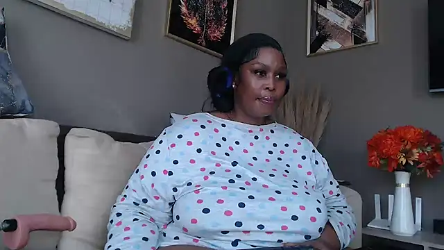 ThickyMinajxx online show from 14, 11, 2025