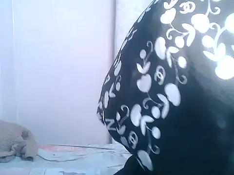 Snapshot of SexxyTerry chatting on 3, 10, 2025 SexxyTerry online show from 3, 10, 2025