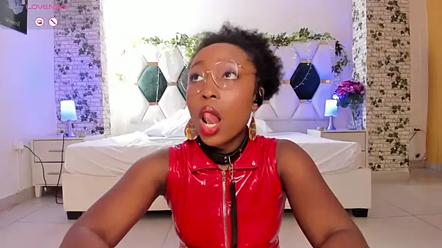 EmmaSanzz  online show from 10, 1, 2025