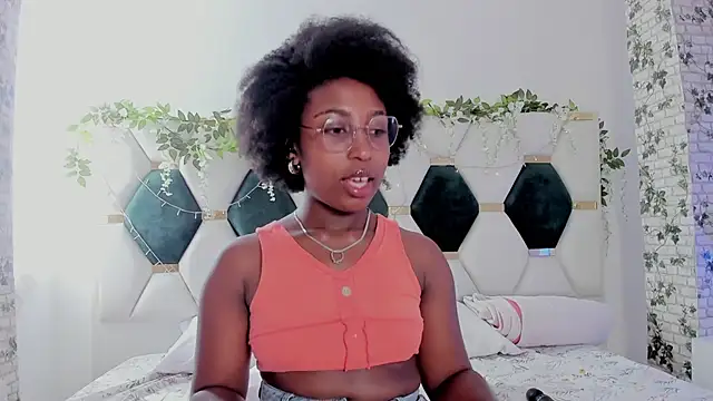 EmmaSanzz  online show from 21, 1, 2025